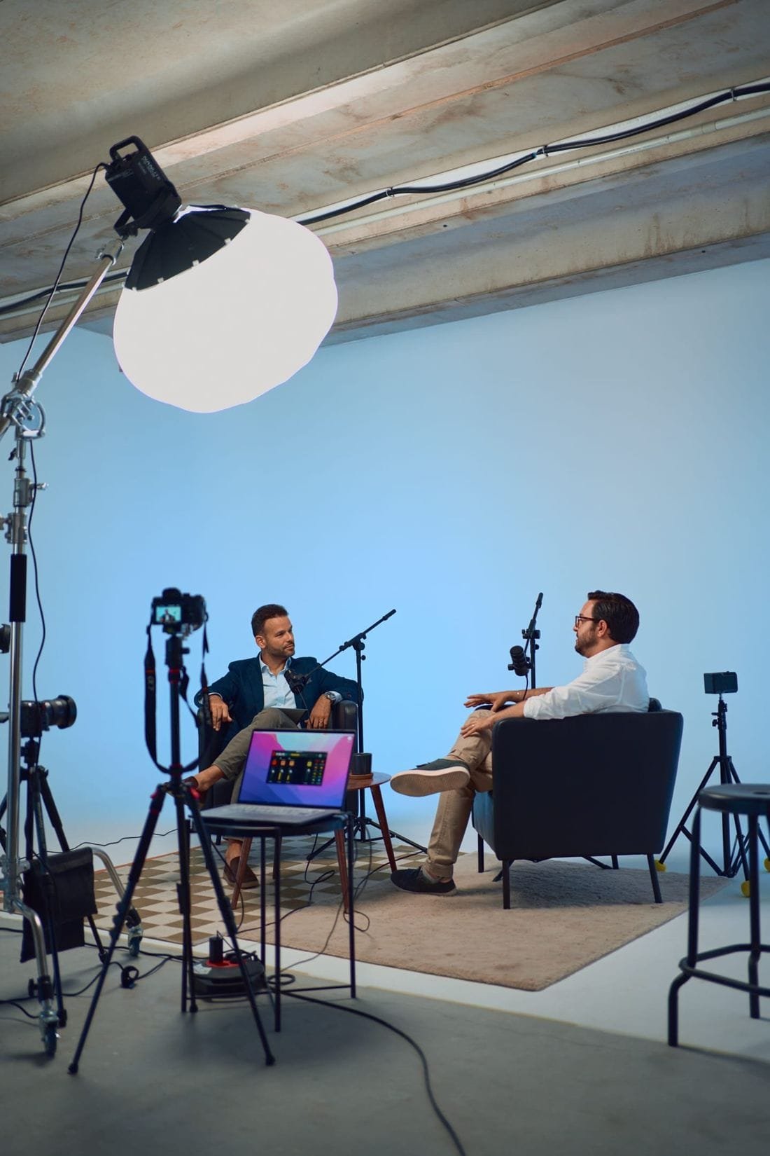Grabación de un videopodcast con tres cámaras en Inquieto Studio