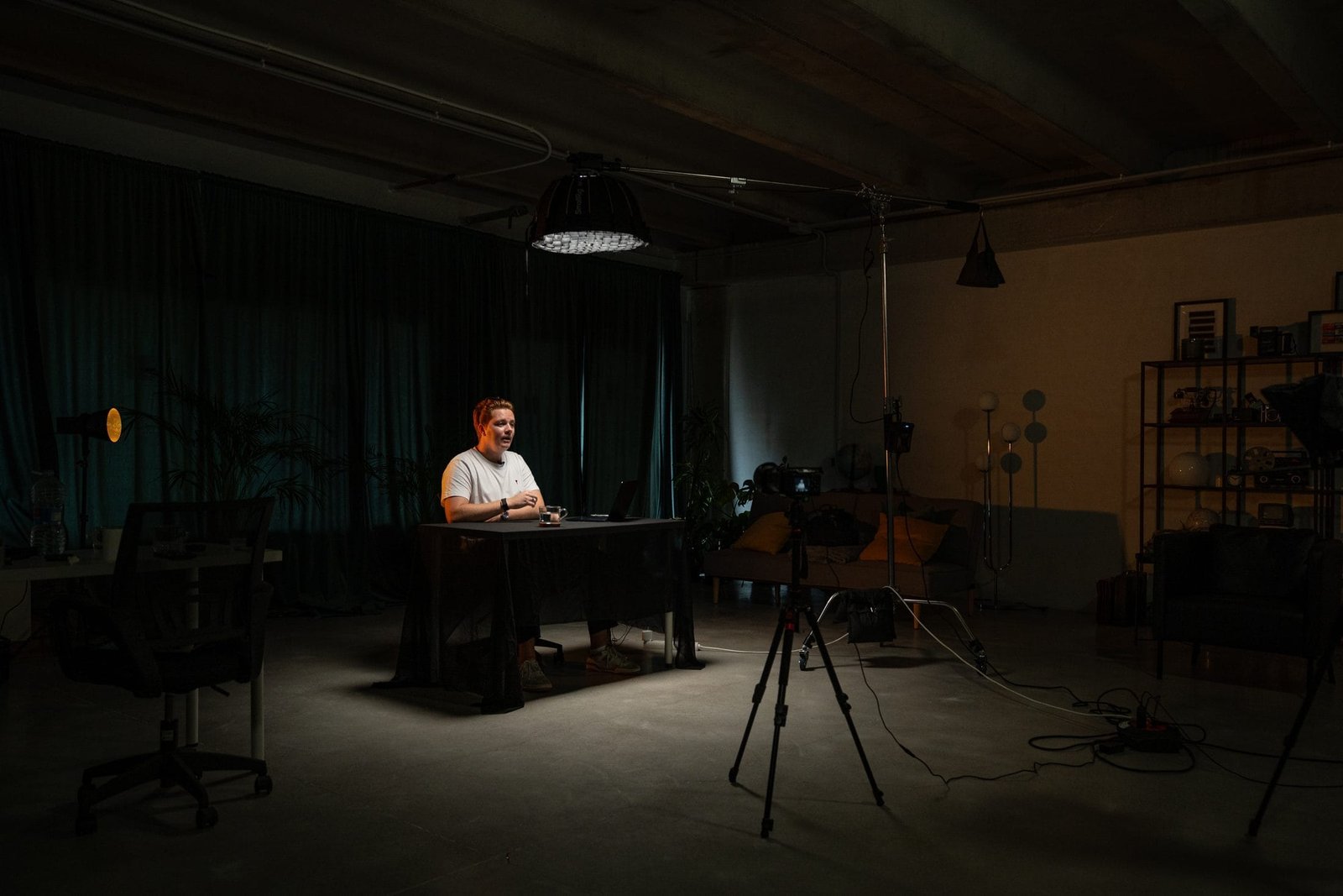 Set de grabación de reels y vídeo para redes sociales en el estudio de Inquieto en Palma de Mallorca